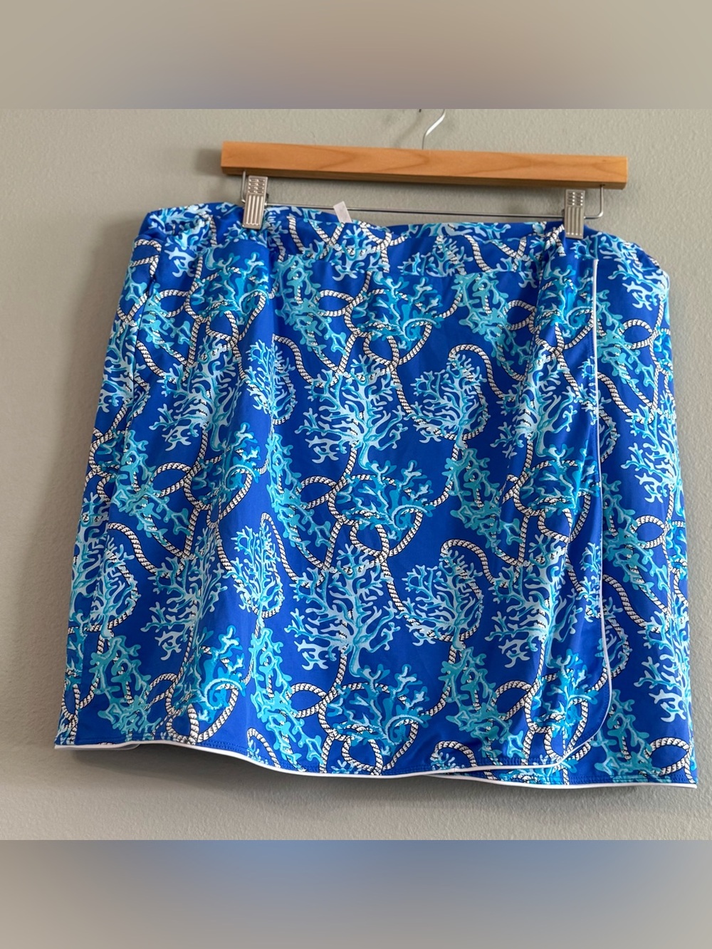 Lulu B Blue Coral-Print Mini Skort 1X